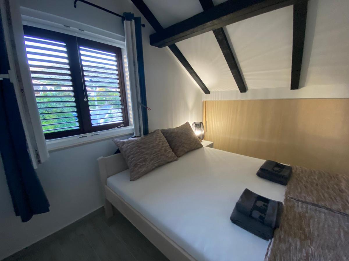 Apartmani Grebaštica Esterno foto