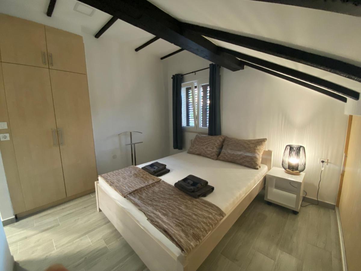 Apartmani Grebaštica Esterno foto