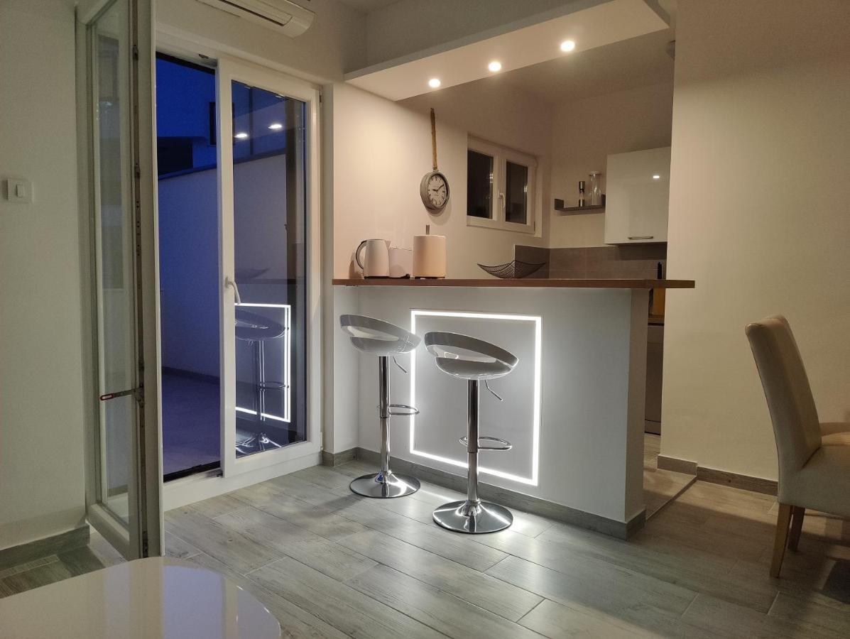 Apartmani Grebaštica Esterno foto