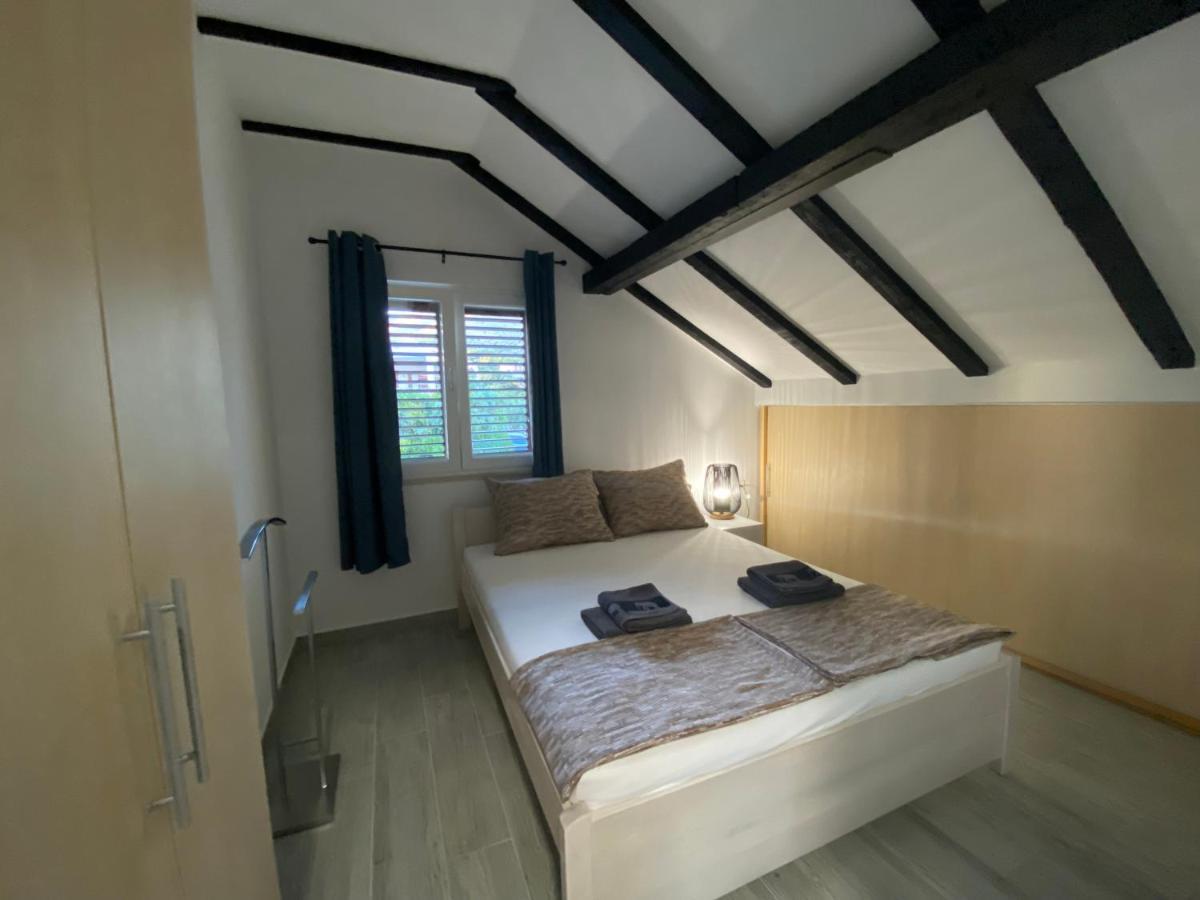 Apartmani Grebaštica Esterno foto